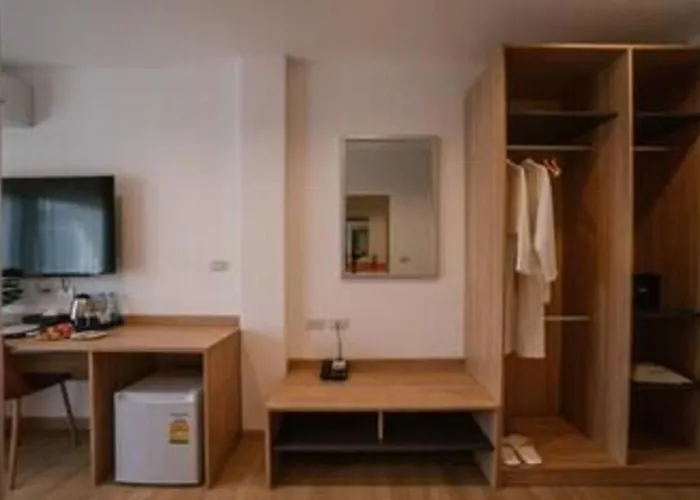 The Iconic Don Mueang Airport Hotel 4*