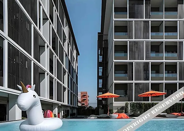 The Iconic Don Mueang Airport Hotel